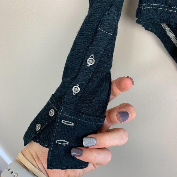 We the Free Navy Button Down Top Brand New - Picture 2 of 7